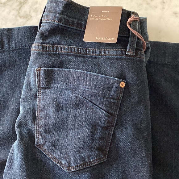 NWT James Jeans Juliette Slim Leg Trumpet Flare in dark indigo “bombshell,” 27 - Picture 6 of 7